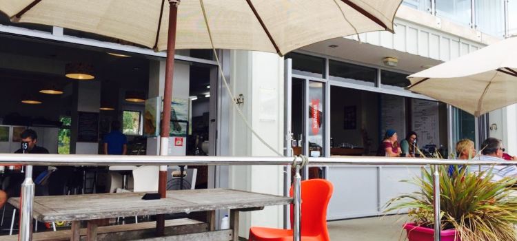 Marina Cafe and Bar