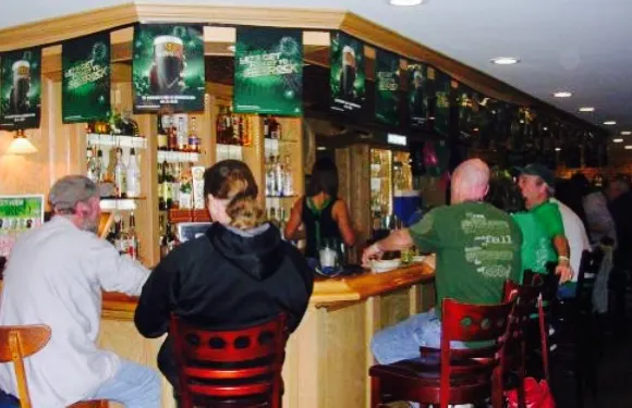 Minihane's Irish Pub & Restaurant