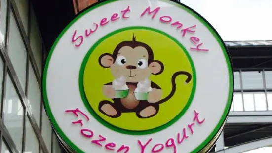 Sweet Monkey Frozen Yogurt & Cupcakes