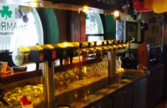 Shamrock Irish Pub