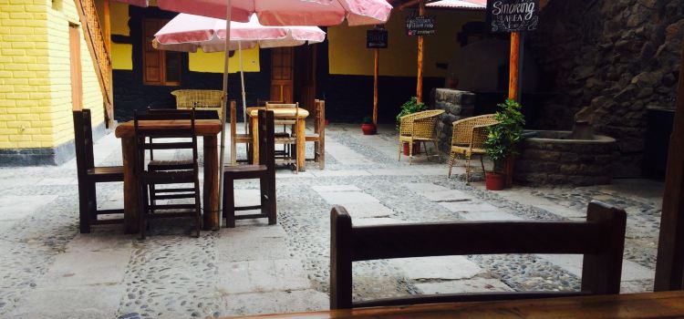 Resto Bar El Colonial