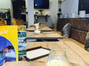 Ambasciata Italiana Bar-Risto-Pizza