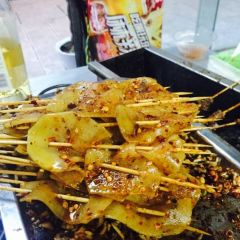小马昭通特色正宗牛羊肉把把烧 User Photo