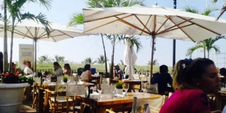 Bungalow Beach Bar & Restaurant