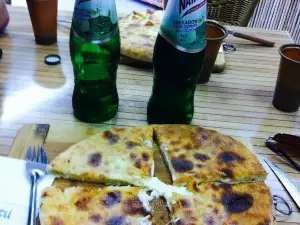 Khachapuri