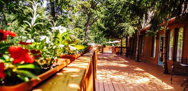 The Copper Mug Bar & Grille