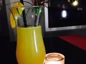 Red-Ox Nightlife & Restaurant Bar Ochsen