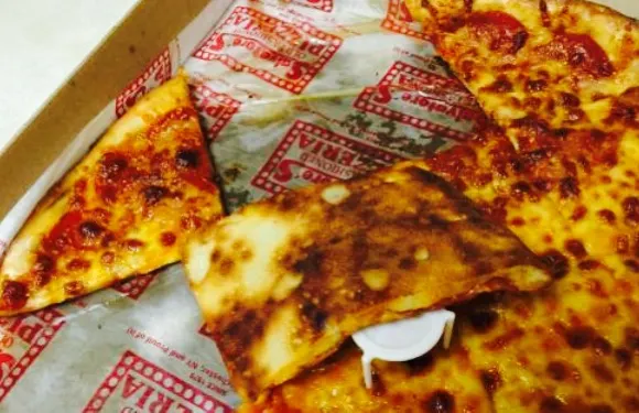 Salvatore's Old Fashioned Pizzeria