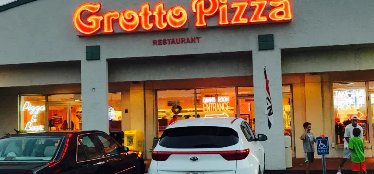 Grotto Pizza