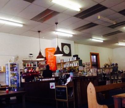 The Crowded Lounge