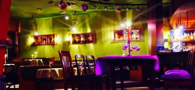 BUGSY'S Music Restaurante