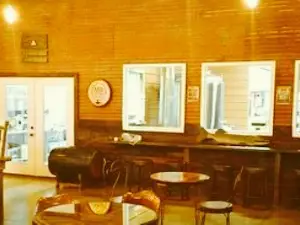 Missouri Ridge Distillery