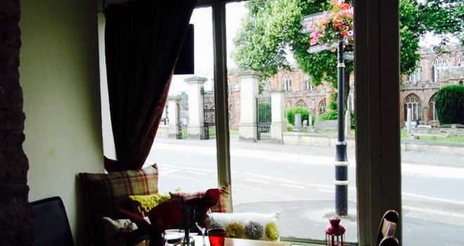 Cairney's Bistro