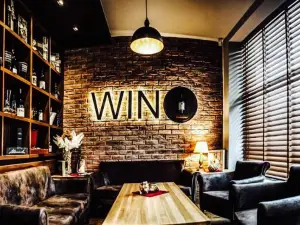 CORK WINE BAR