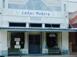 Lukas Bakery