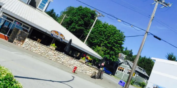 West Beach Bar and Grill