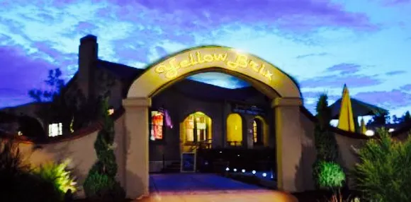 YellowBrix Restaurant