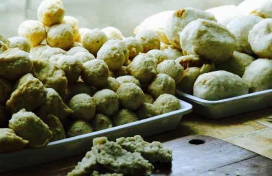 Pempek Embool