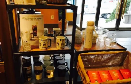 Starbucks Chuncheon E-Mart