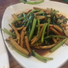 Fu miao xiao luo tuo shao kao(lian hu lu lao dian) User Photo