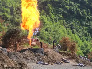 Role Play Performance Of Loushan Pass Battle
