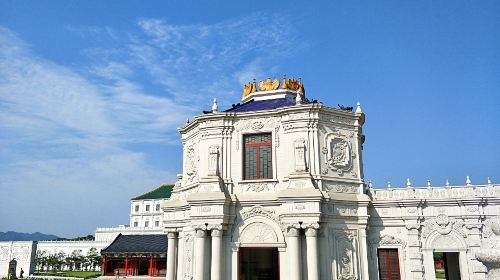 The New Garden of Eternal Spring (Summer Garden)