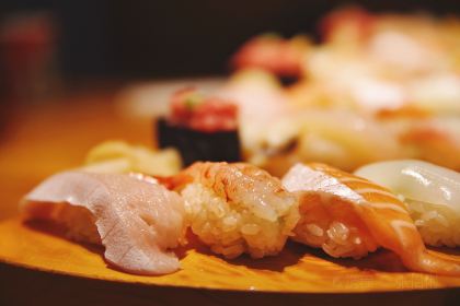 Morimori壽司（金沢站前店）