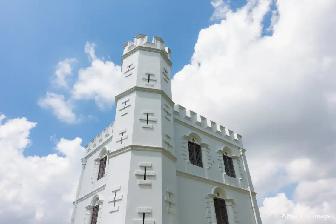Các khách sạn gần Fort Margherita