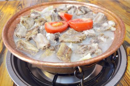 阿婆腊排骨火锅(旗舰店)