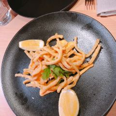 Dundee’s Restaurant 여행 사진