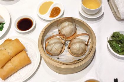 Fook Lam Moon (Newman House)