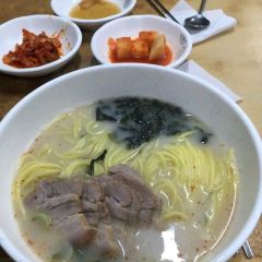 제주만금국수 User Photo