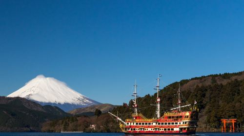 Hakone Shrine