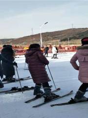 白清寨滑雪場