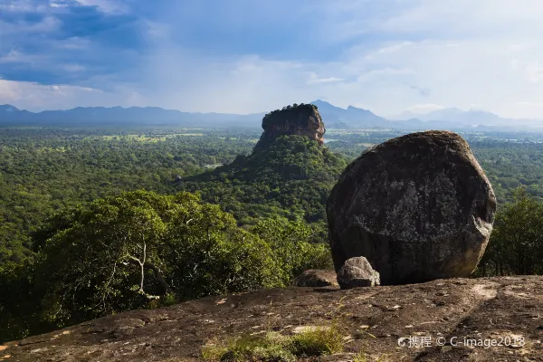 Hotels near Sigiriya Museum