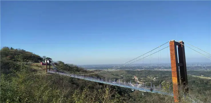 大別山石窟風景区