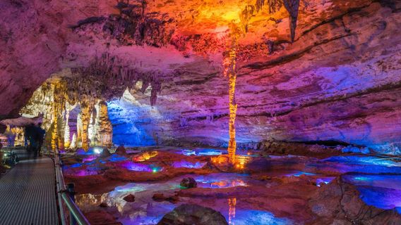 Shierbeihou·Shuanghegu Scenic Area