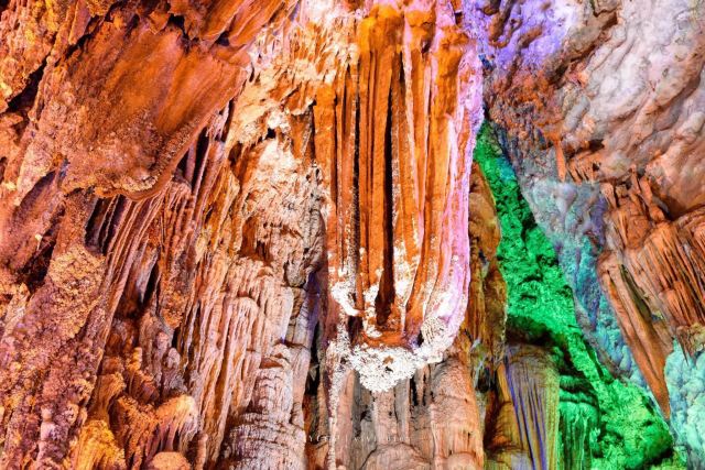 Lion's Cave
