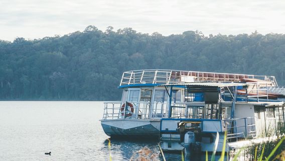Lake Barrine