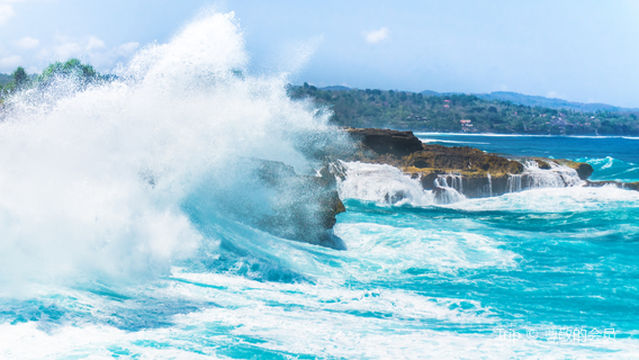 Tide watching in Bali