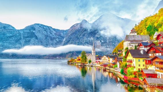 Excursión de un día a Hallstatt y la región de Salzkammergut desde Viena con guía en inglés y crucero en verano