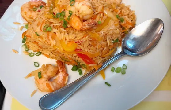 Papaya Restaurant & Cafe