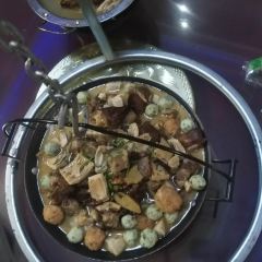 TAO HUA CHONG SEN LIN GONG YUAN HUA CHENG NONG GU User Photo