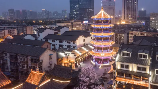 Luzhou City Chenghuang Temple