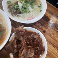 FAN LAO TOU FAN SHI ZHENG ZONG NIU GU FEN User Photo