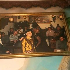 Thaise Snackbar Bird User Photo