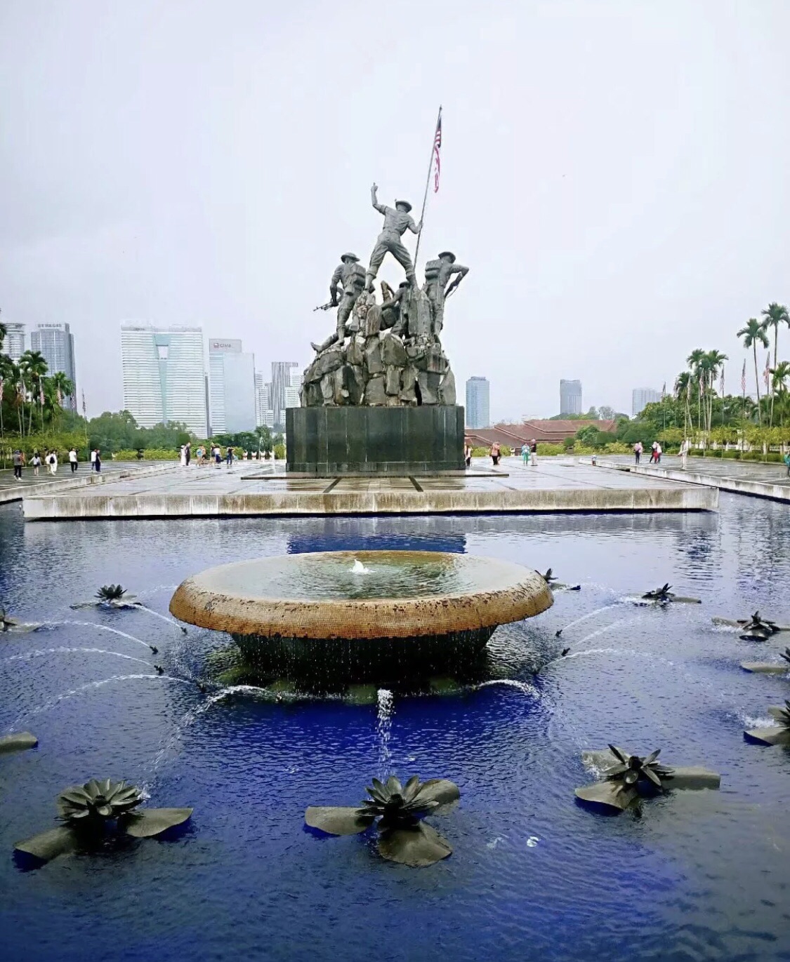 Petagas War Memorial travel guidebook -must visit attractions in 