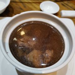 蠔爺王志德湛江海鲜生蚝馆(香槟花园店) User Photo