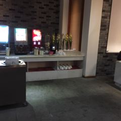 BAI WEI SHI FU User Photo