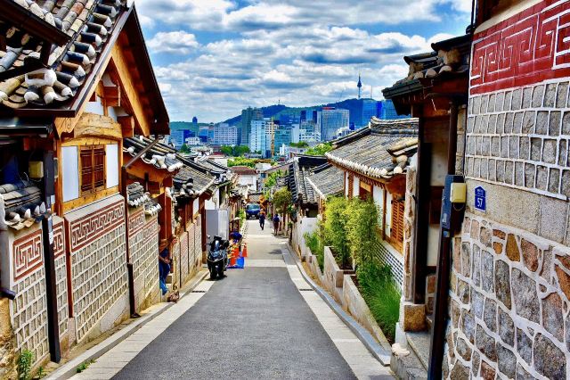 Bukchon Hanok Village